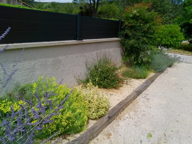 Massif sec à Saint-Jean-de-Cuculles