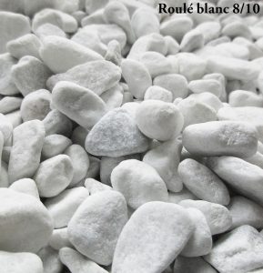 paillage blanc clair roulé jardin gravier